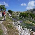 Dorana & Trekking Diafani