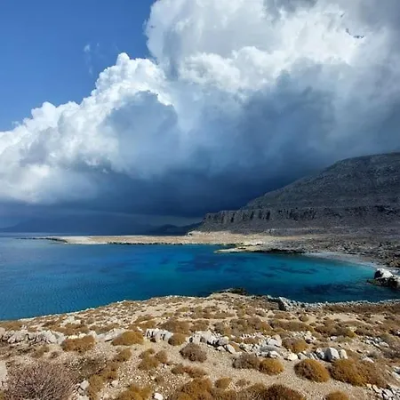 Dorana & Trekking 2*