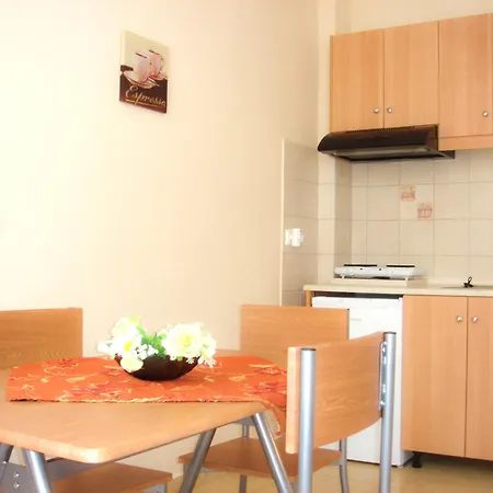 Lejlighedshotel Dorana & Trekking