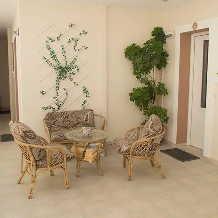 Dorana & Trekking Lejlighedshotel Diafánion