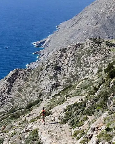 Dorana & Trekking شقة فندقية