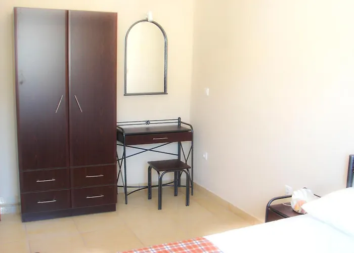 شقة فندقية Dorana & Trekking Diafánion