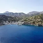 Apart Otel Dorana & Trekking Diafánion