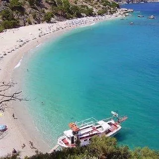 Dorana & Trekking Diafani