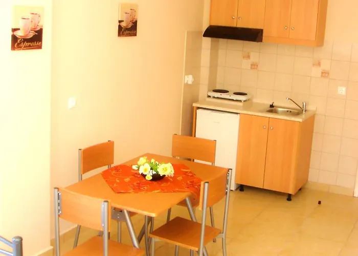 شقة فندقية Dorana & Trekking