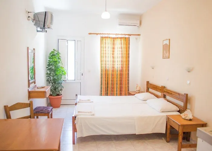 Dorana & Trekking شقة فندقية 4*